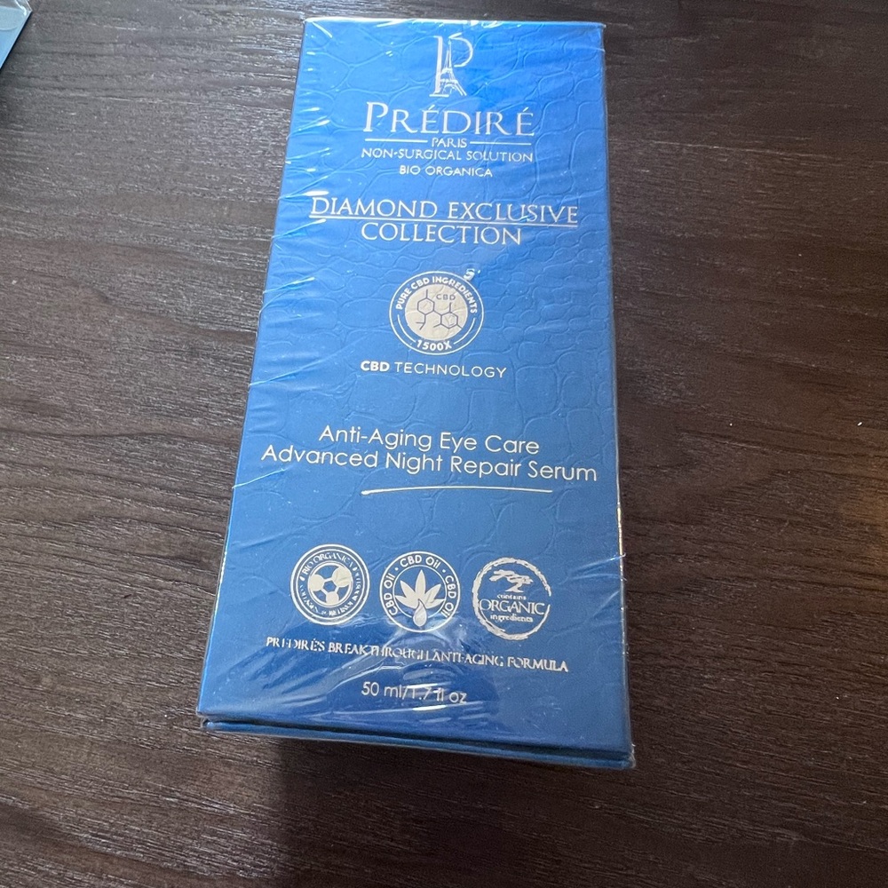Prédiré Diamond Exclusive Anti-Aging Eye Care Night Repair Serum — Blue